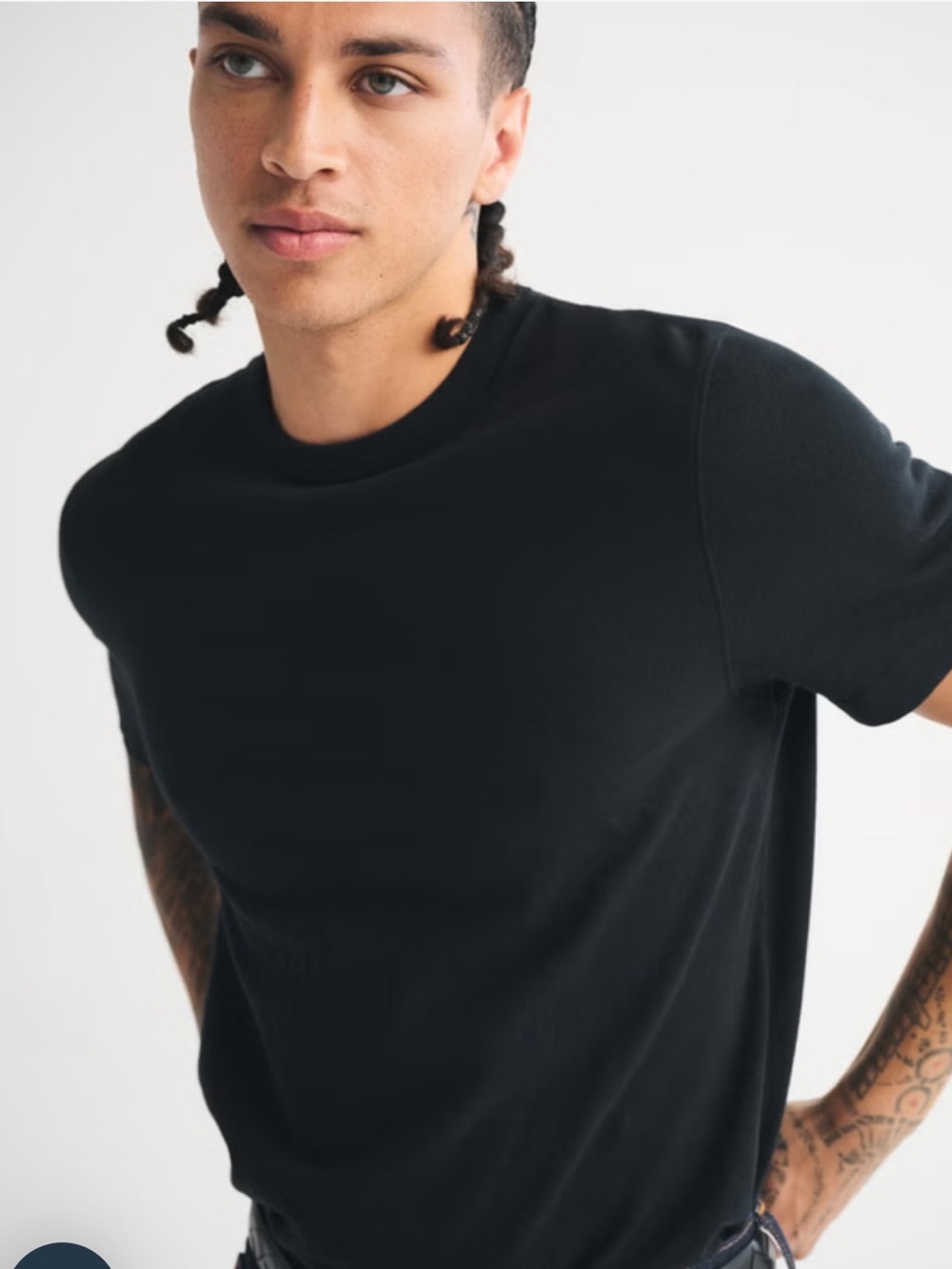 Abercrombie & Fitch Mens Black Soft Essential Tee - Picture 2 of 12
